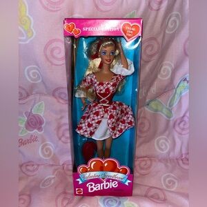 Barbie Valentine Sweetheart 1995 Special Edition doll new in box 14644